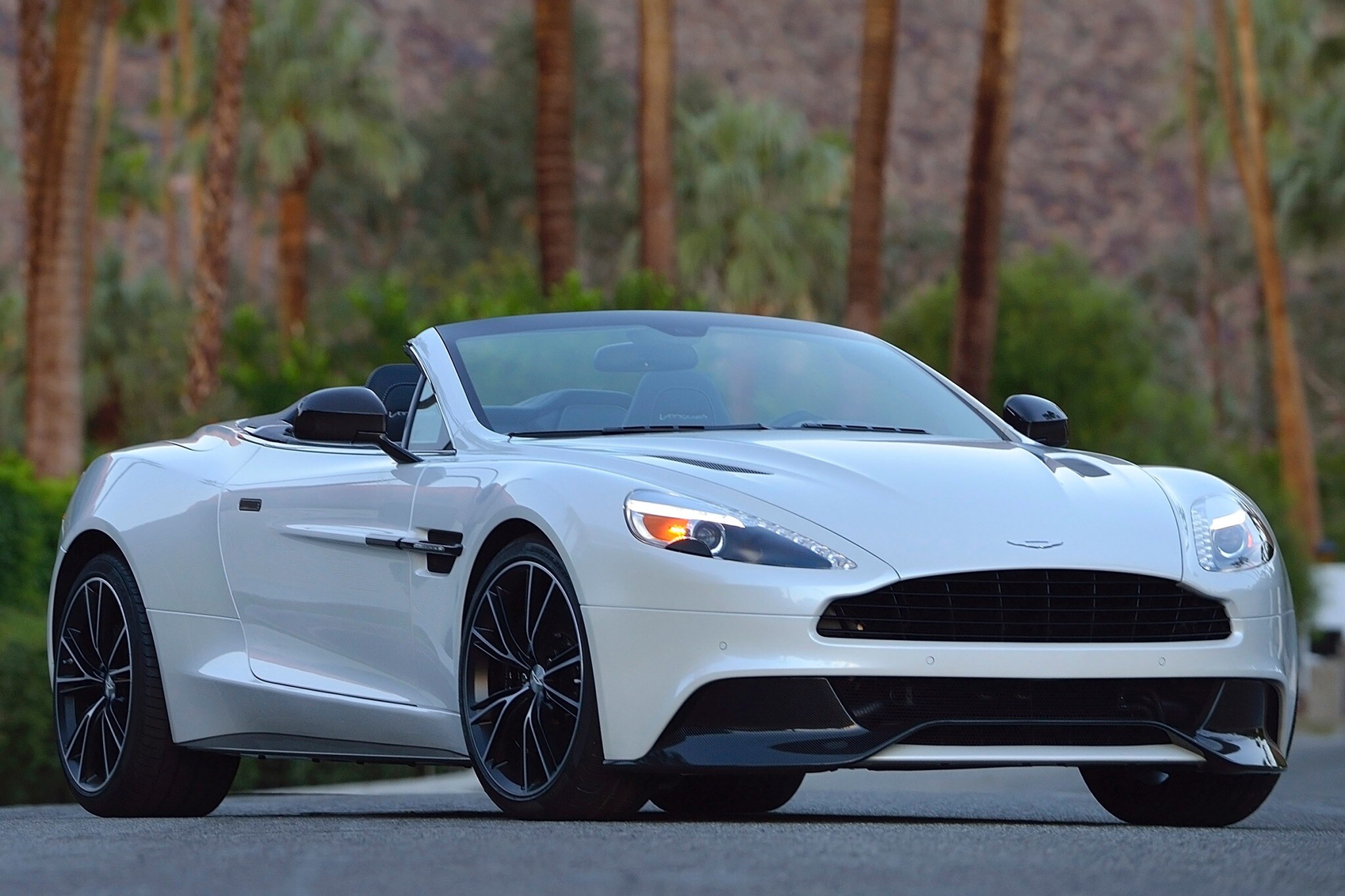 2016 aston martin vanquish convertible carbon volante fq oem 1 2048