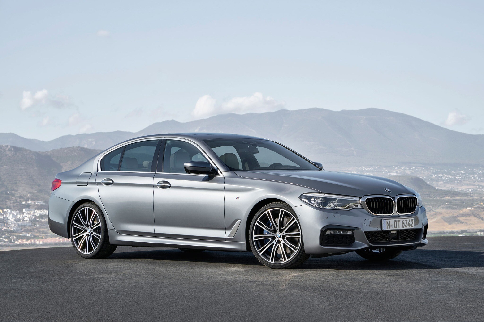 2017 bmw 5 series sedan 540i fq oem 1 2048
