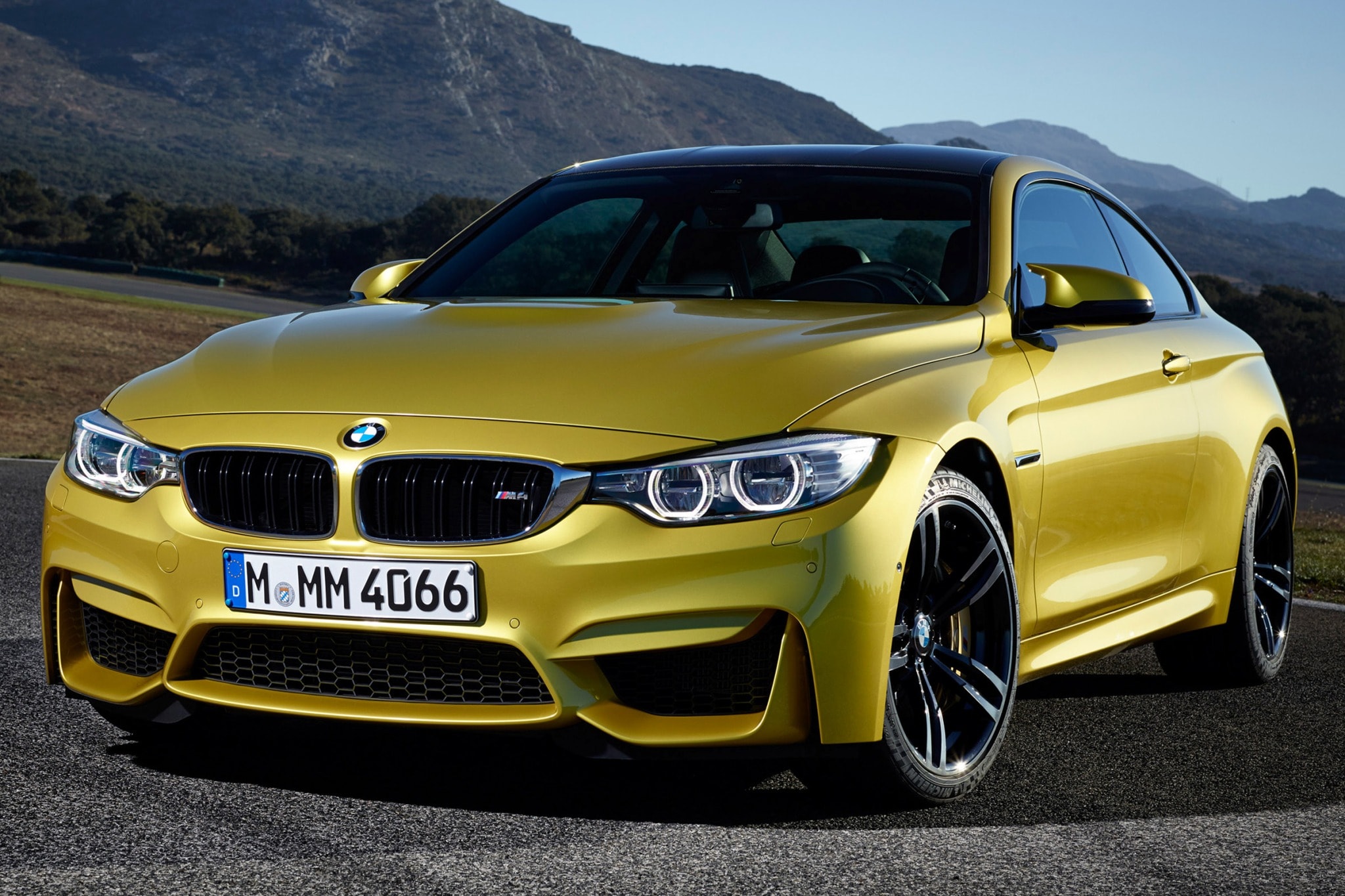 2016 bmw m4 coupe base fq oem 1 2048