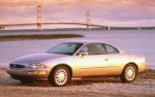 1995 Buick Riviera 2 Dr STD Sprchgd Coupe