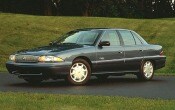 1997 Buick Skylark 4 Dr Custom Sedan