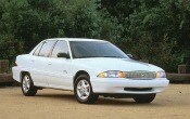 1998 Buick Skylark 4 Dr Custom Sedan