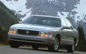 1997 Cadillac DeVille 4 Dr Concours Sedan