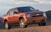 2007 Chevrolet Avalanche LTZ 4dr Crew Cab Shown