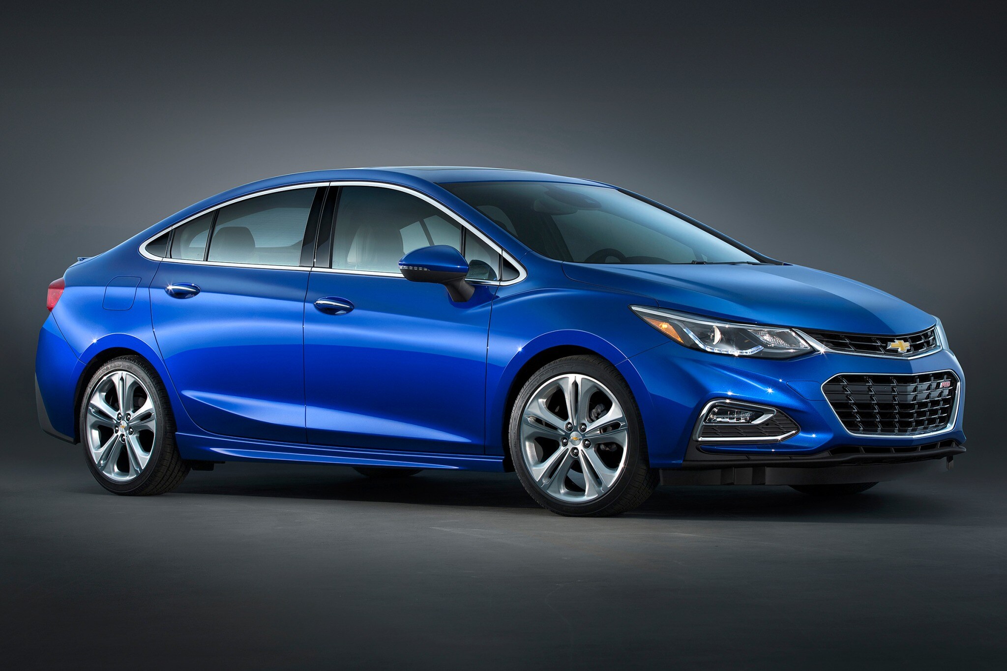 2016 chevrolet cruze sedan premier fq oem 2 2048