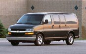 2004 Chevrolet Express 3500 LS Rwd 3dr Ext Van