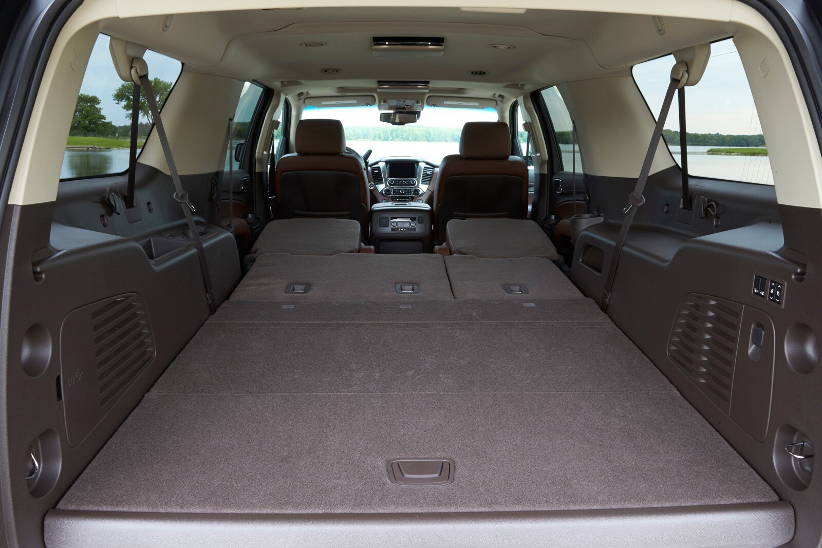 2015 Chevrolet Suburban LTZ 4dr SUV Interior