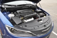 2015_chrysler_200_eng_fd_227142_196.jpg