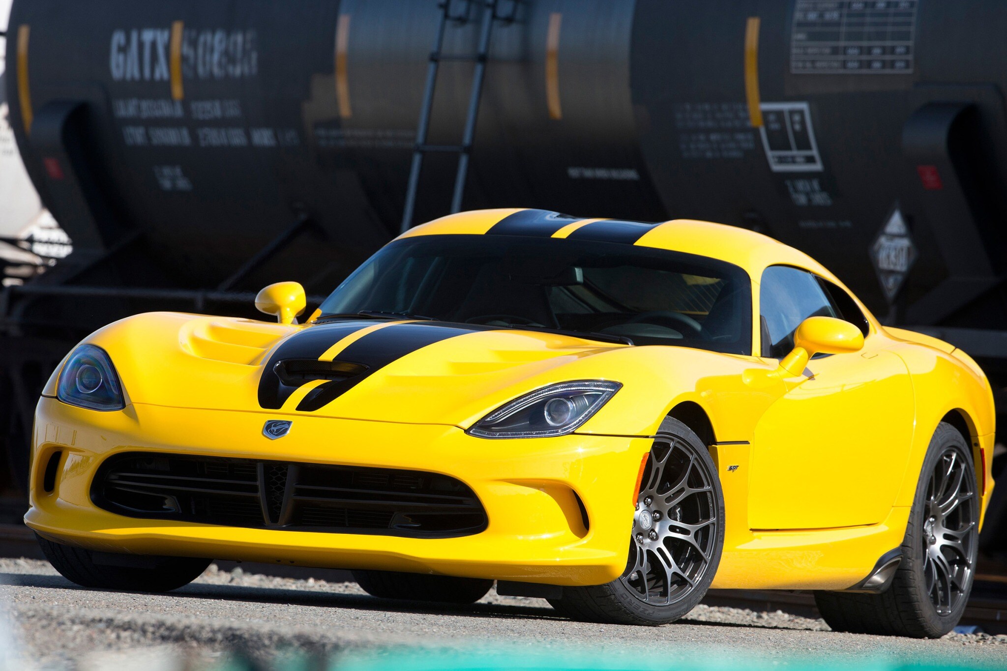 2016 dodge viper coupe srt fq oem 1 2048