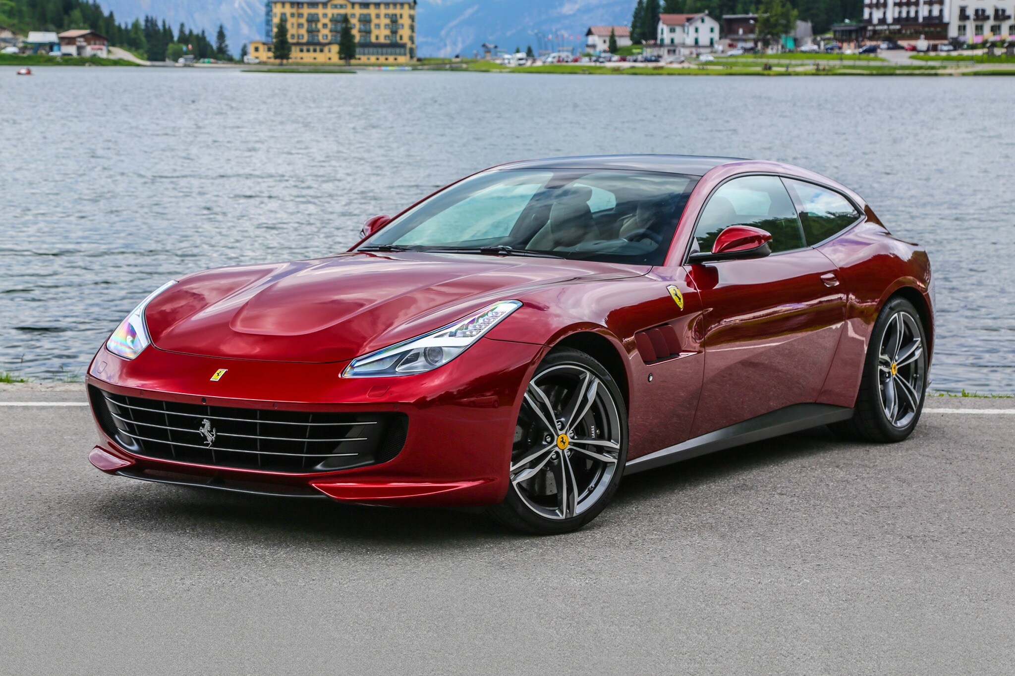 2017 ferrari gtc4lusso coupe base fq oem 1 2048