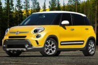 2014 FIAT 500L Trekking Wagon Exterior