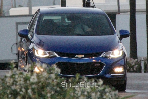 2016_ford_cruze_f34_fe_506151_600.jpg