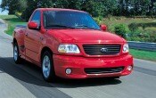 2001 Ford F-150 SVT Lightning 2dr Regular Cab 2WD Flareside SB