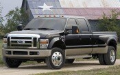 2008 Ford F-450 Super Duty Lariat Crew Cab Shown