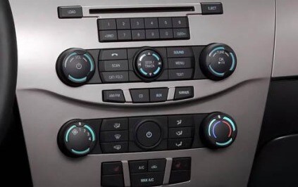 2009 Ford Focus SE Center Console