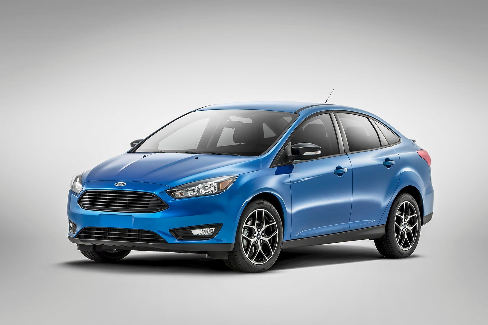2015_ford_focus_det_ns_409145_1600.jpg