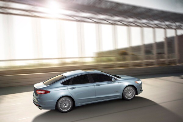 2013 Ford Fusion Hybrid Action Rear 3/4