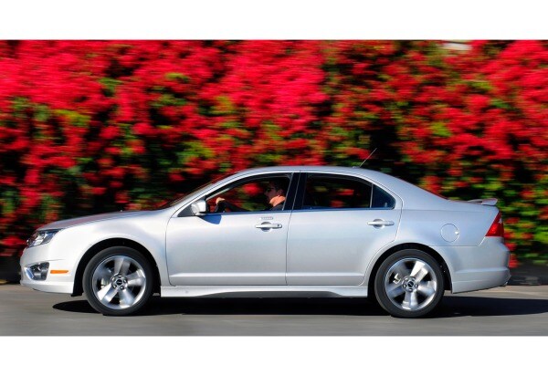 2010 Ford Fusion Action Profile