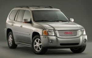2005 GMC Envoy Denali 4WD 4dr SUV