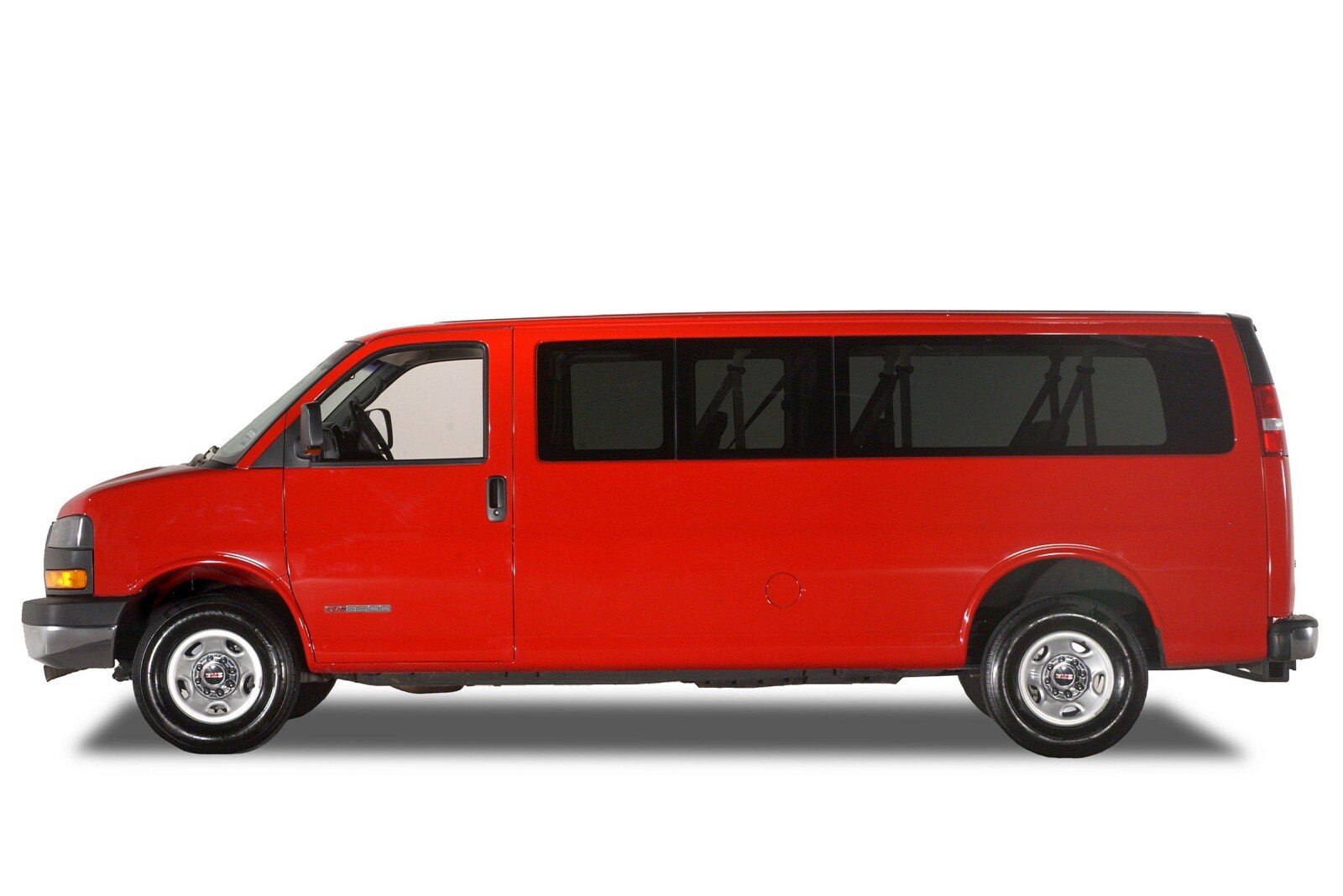 2016 GMC Savana LT 3500 Passenger Van Exterior Shown