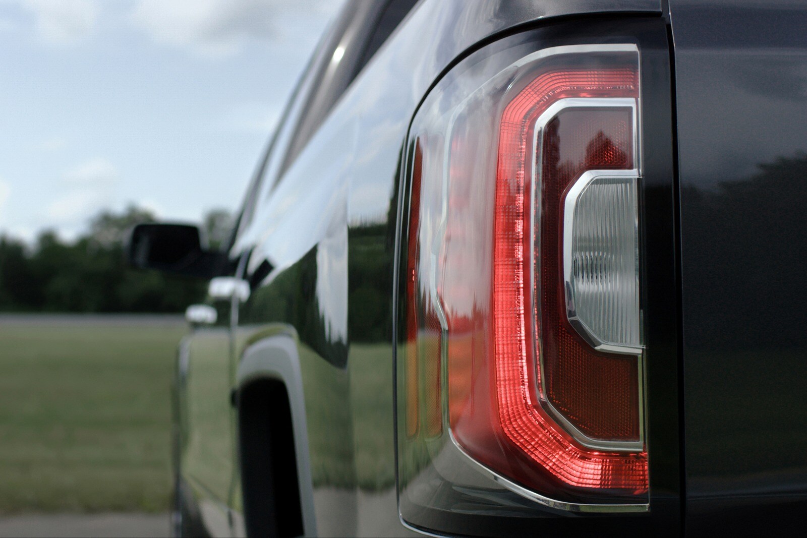 2016 GMC Sierra 1500 SLT Crew Cab Pickup Exterior Detail