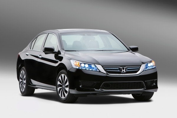 [Image: 2014_honda_accord-hybrid_f34_carnews_92313_600.jpg]