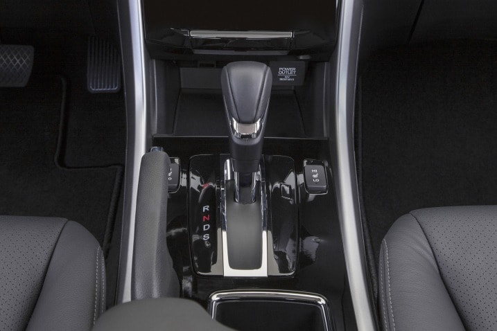 2017 Honda Accord Touring V-6 Sedan Automatic Shifter Shown