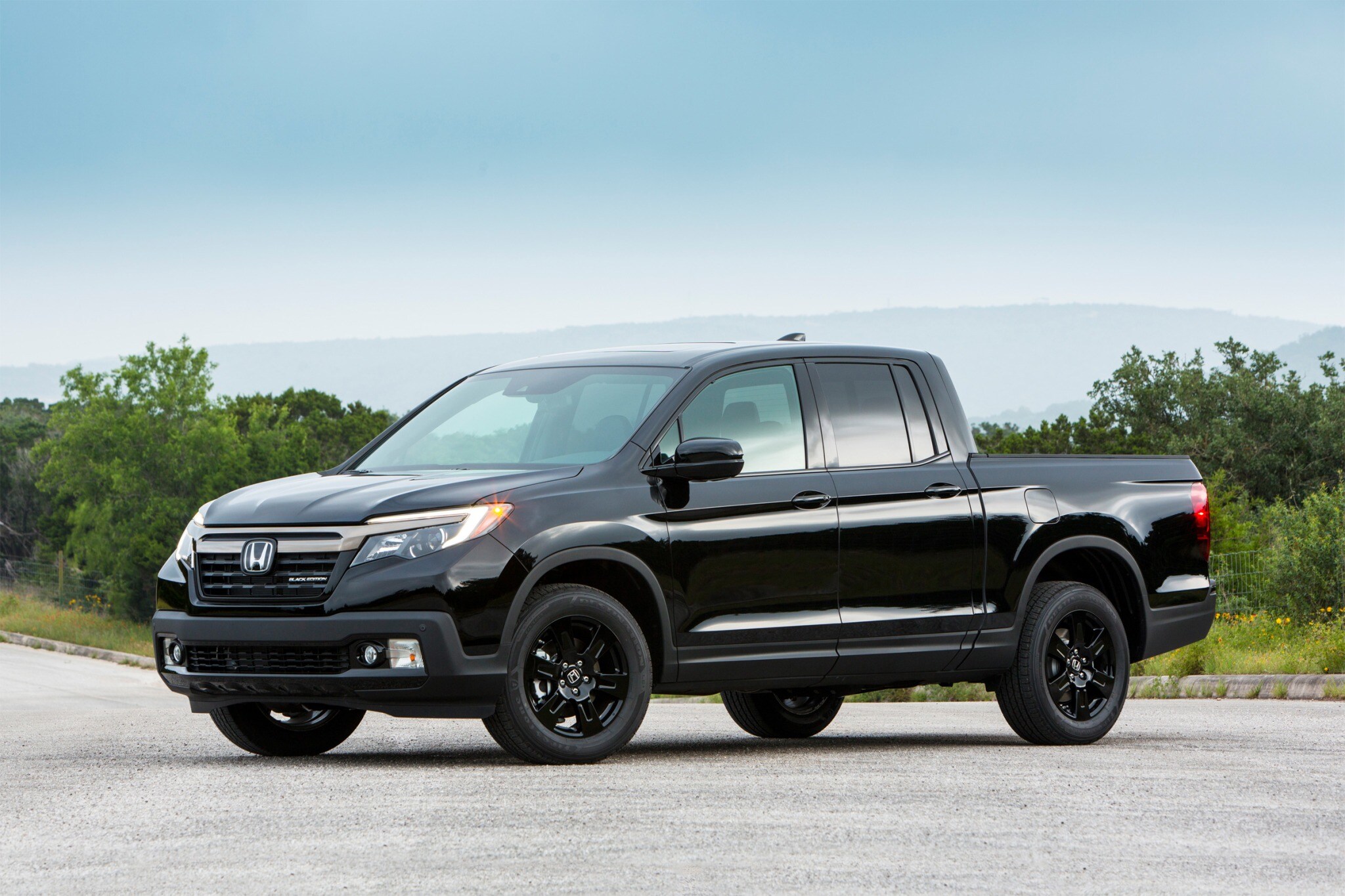 2018 honda ridgeline crew cab pickup black edition fq oem 1 2048