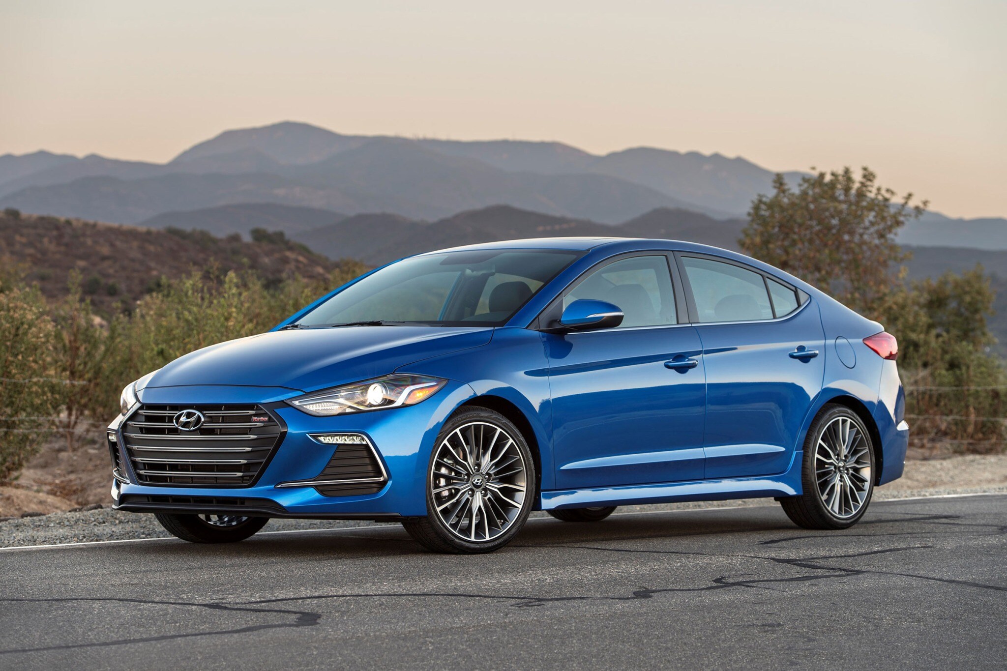 2018 hyundai elantra sedan sport fq oem 1 2048