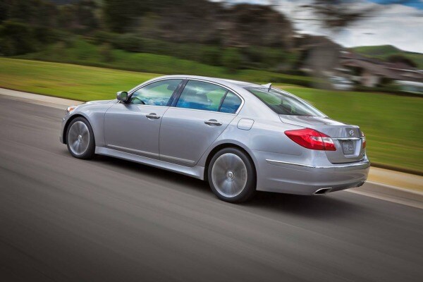 2012 Hyundai Genesis Picture