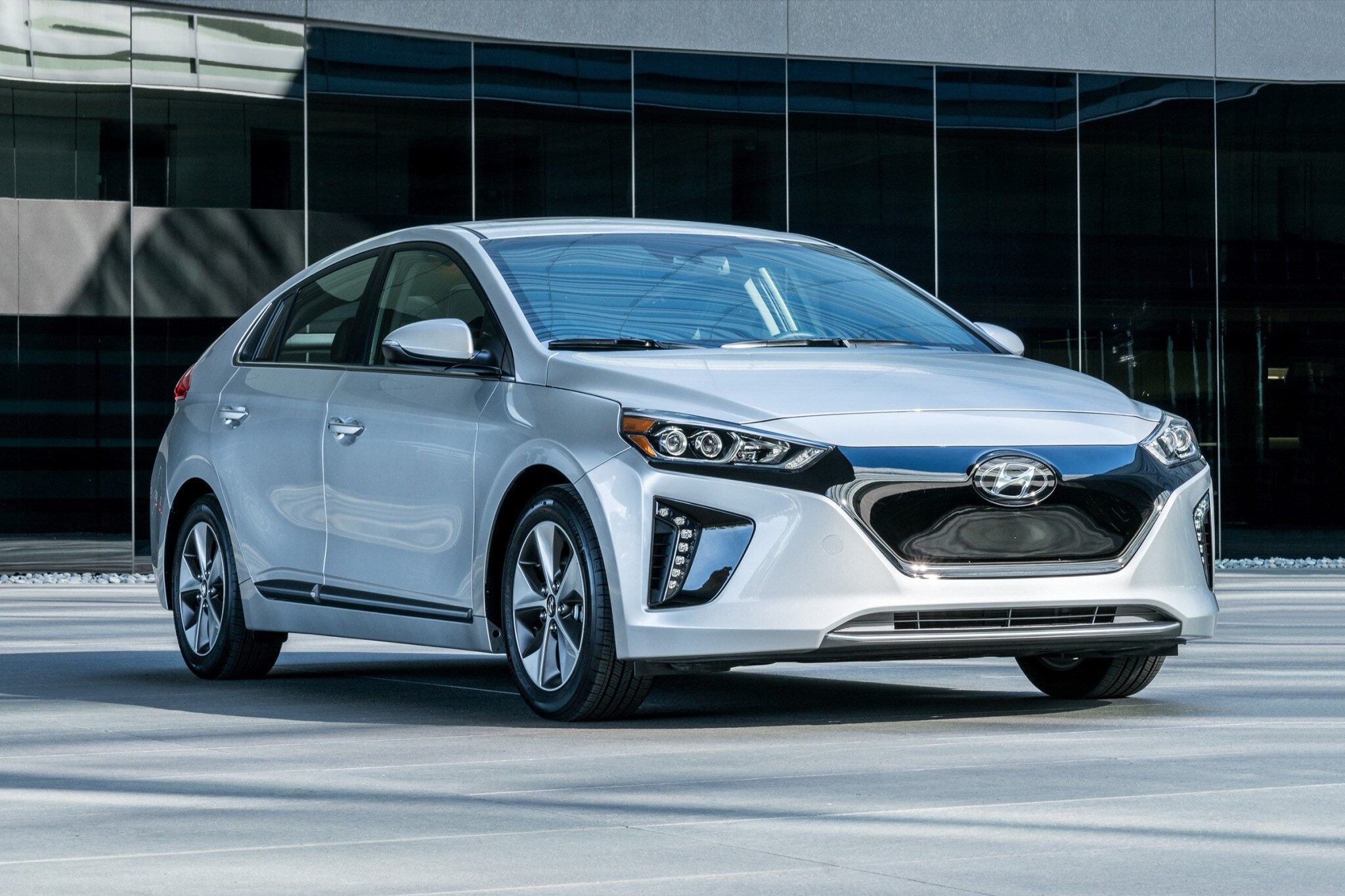 2017 hyundai ioniq electric 4dr hatchback limited fq oem 1 2048
