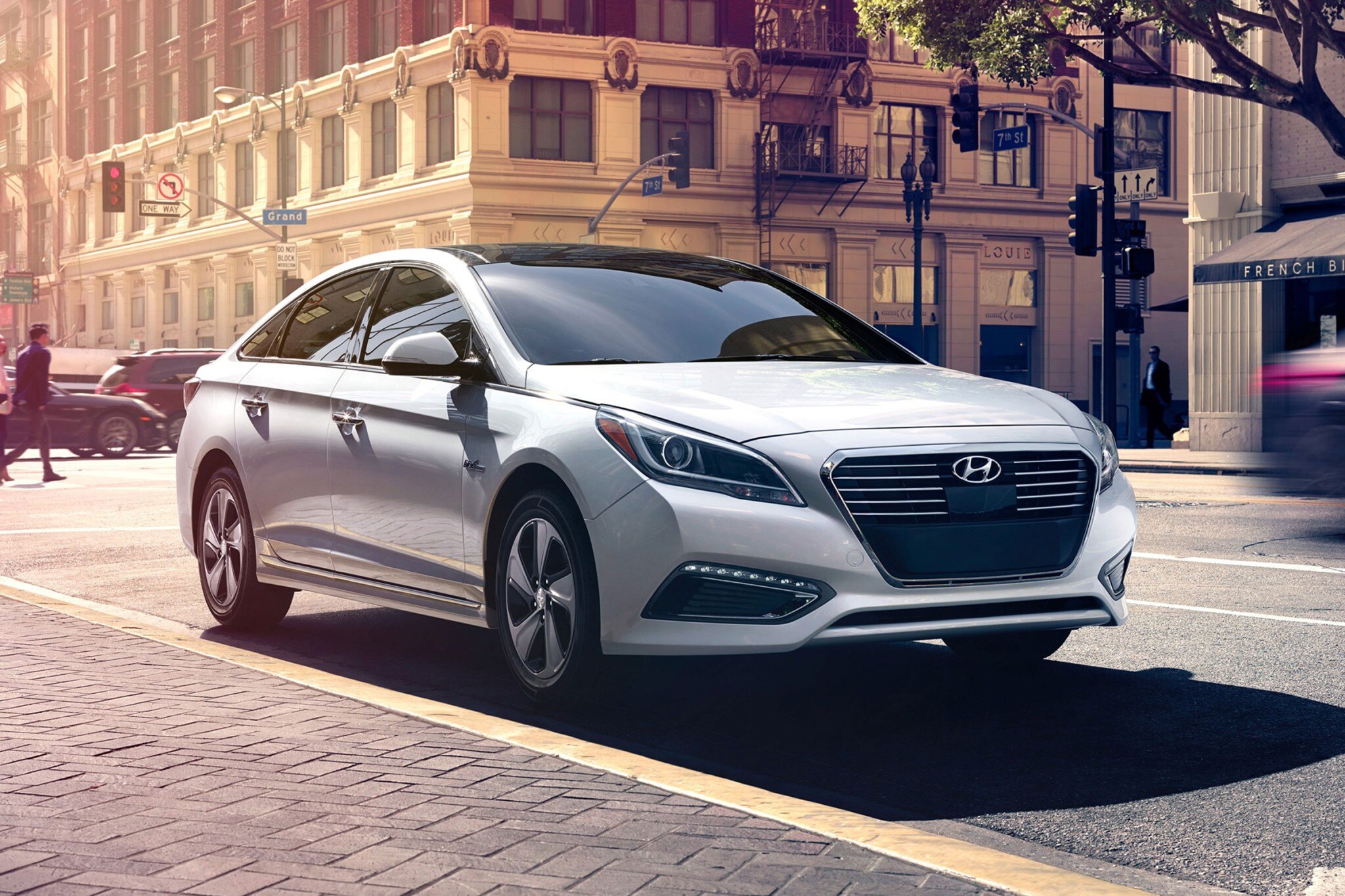 2017 hyundai sonata hybrid sedan limited fq oem 1 2048