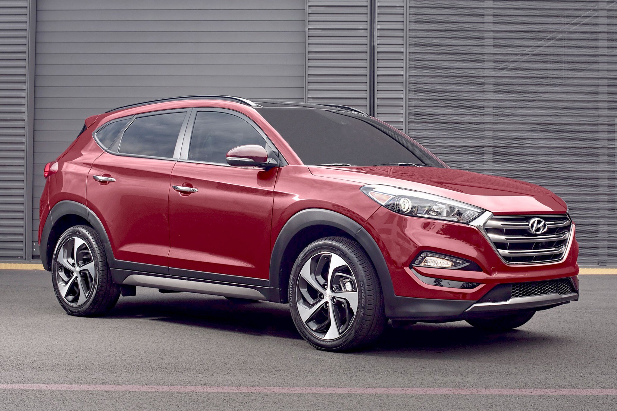 2016 hyundai tucson 4dr suv limited fq oem 1 2048
