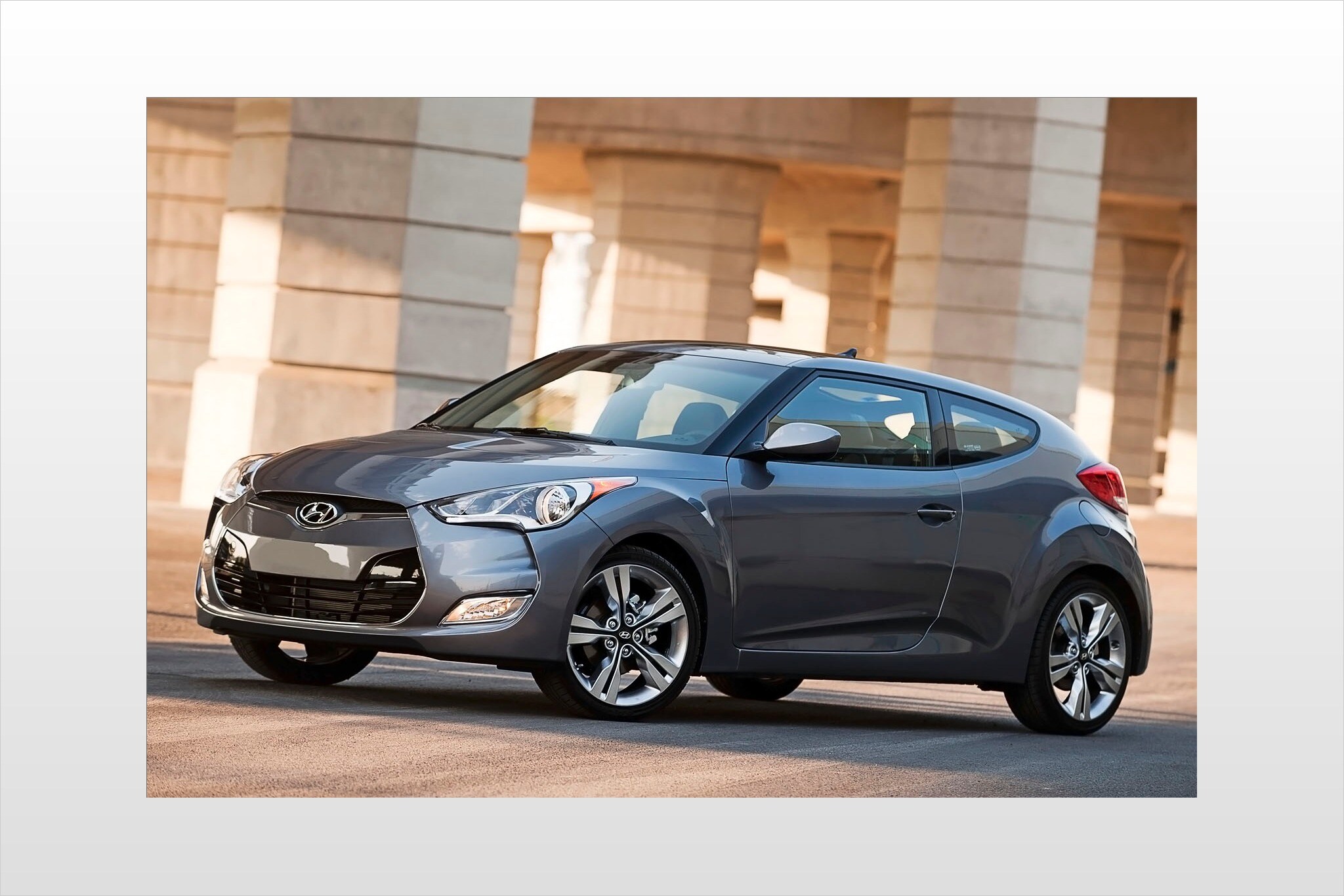 2013 hyundai veloster 2dr hatchback base fq oem 16 2048
