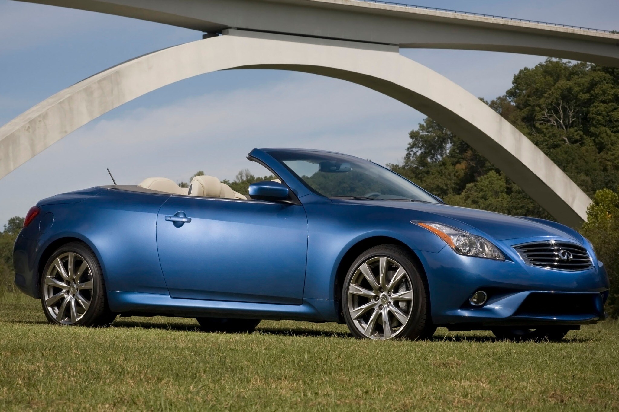 2013 infiniti g convertible convertible g37 sport fq oem 2 2048