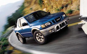 2002 Isuzu Rodeo Sport S V6 Soft Top 4WD 2dr SUV