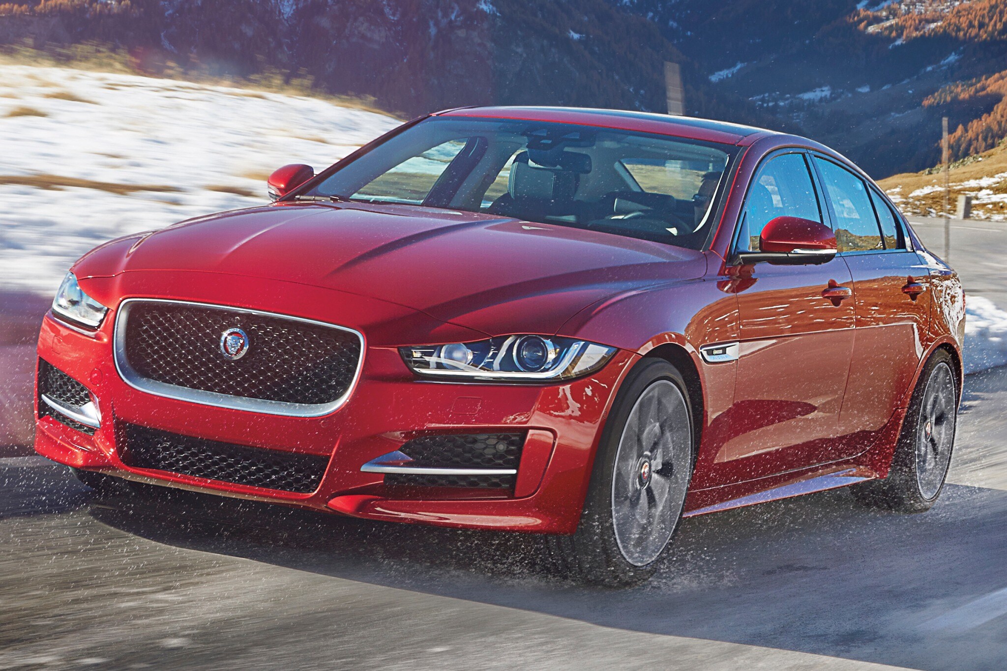2017 jaguar xe sedan 20d r sport fq oem 1 2048