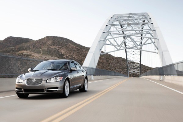 2009 Jaguar XF Picture