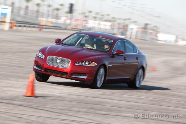 2013 Jaguar XF 2.0 - Action Front 3/4 - 5