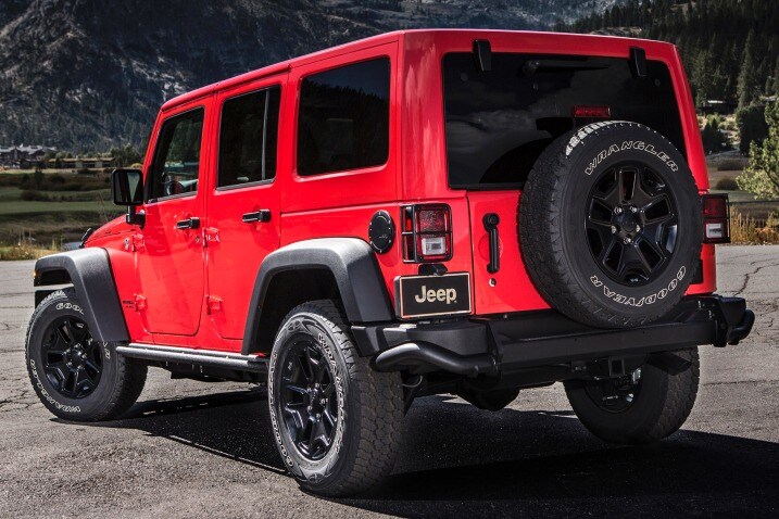 2013 Jeep Wrangler Unlimited Sahara Convertible SUV Exterior