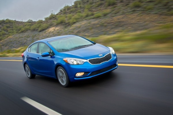 2014 Kia Forte EX - Action Front 3/4 - 14