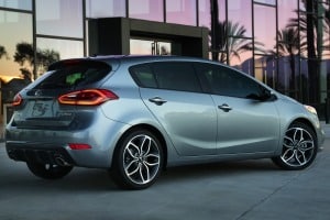 2015_kia_forte_4dr-hatchback_forte5-sx_rq_oem_1_300.jpg