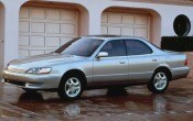 1995 Lexus ES 300 4 Dr STD Sedan