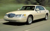 2002 Lincoln Town Car Cartier 4dr Sedan