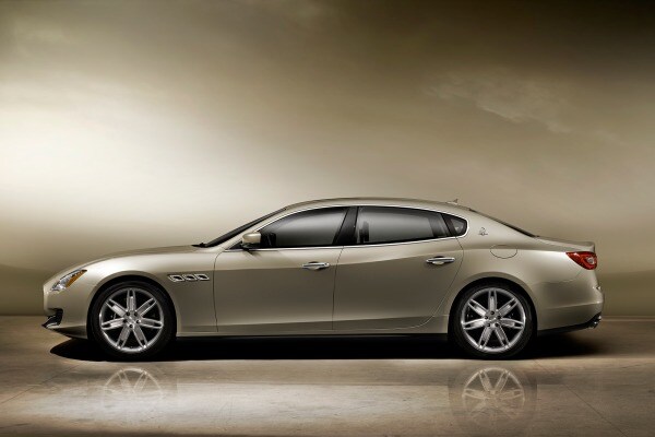 2013 Maserati Quattroporte - Profile