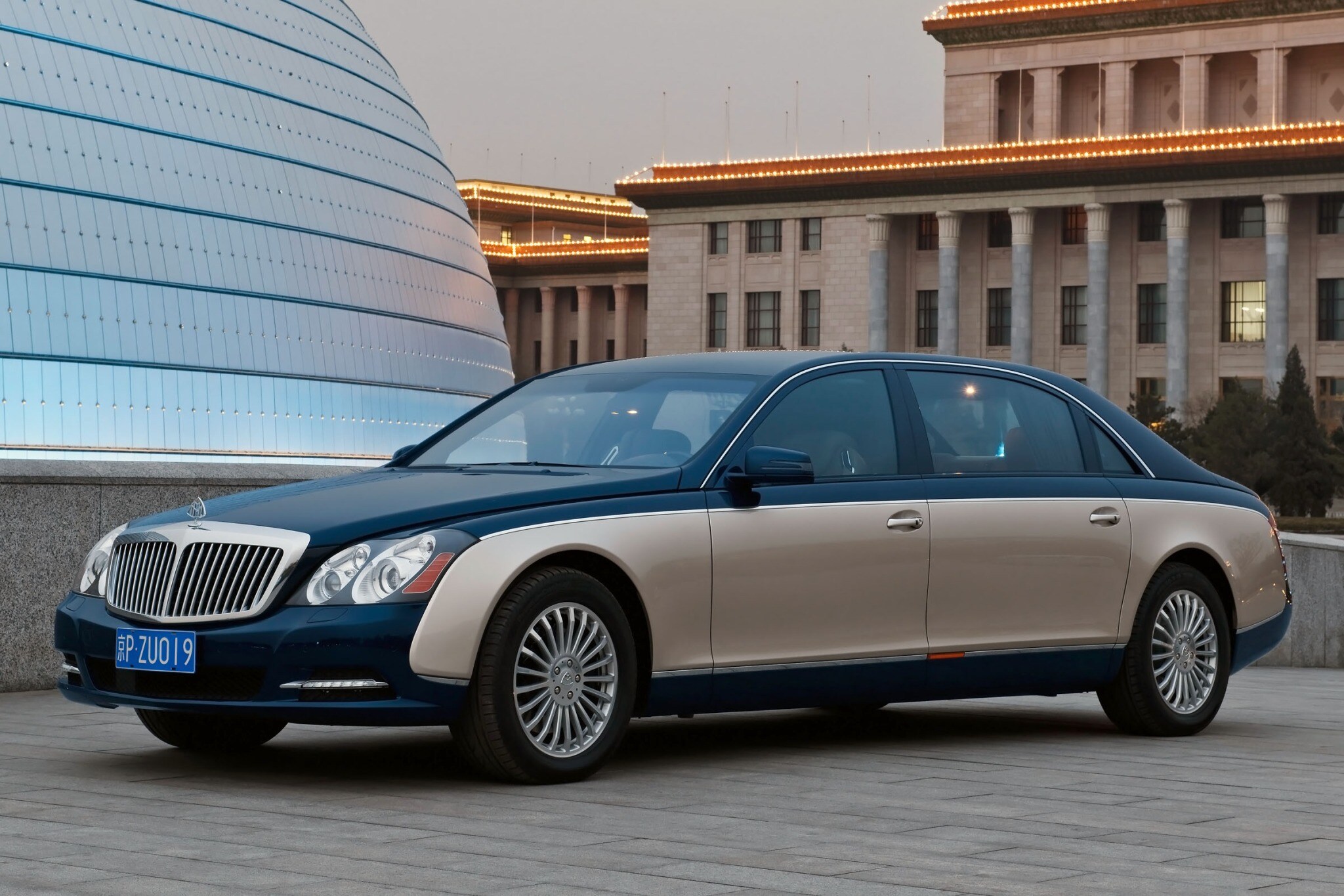 2012 maybach 62 sedan base fq oem 1 2048