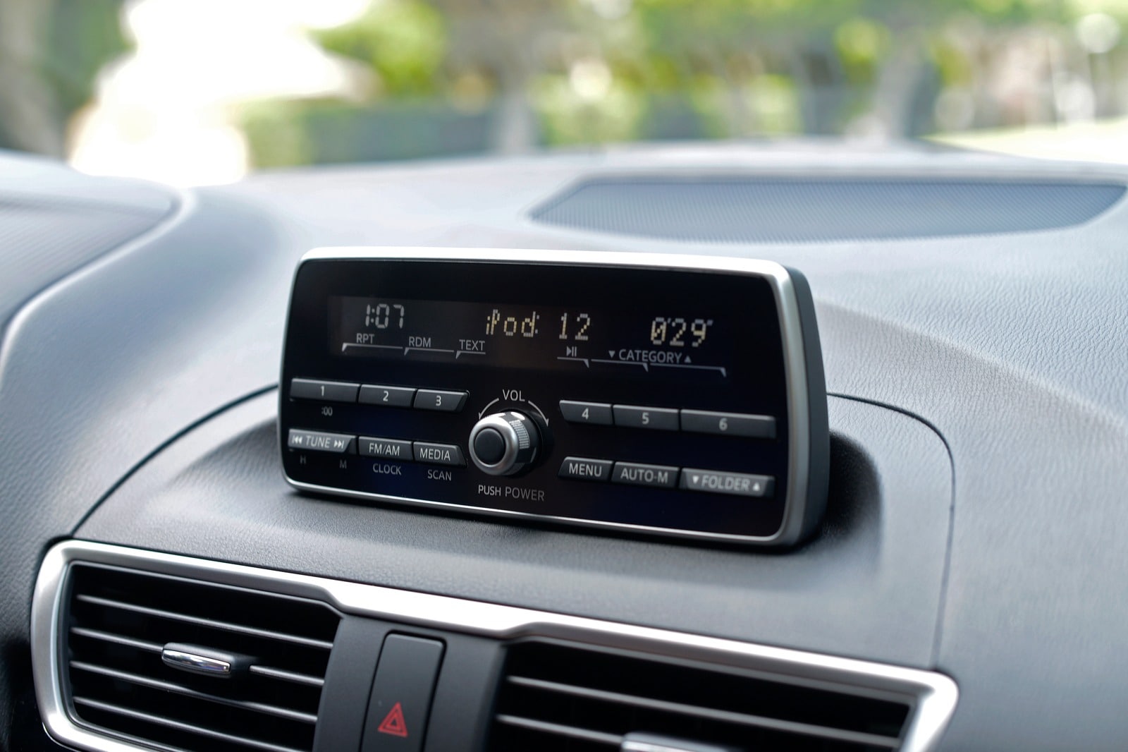 2014_mazda_3_det_fd_7091313_1600.jpg