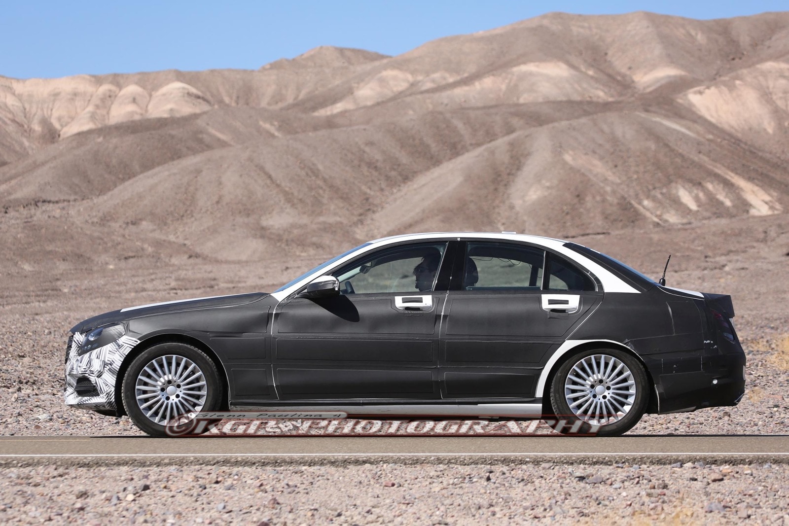 mercedes-benz_carnews_920136_1600.jpg