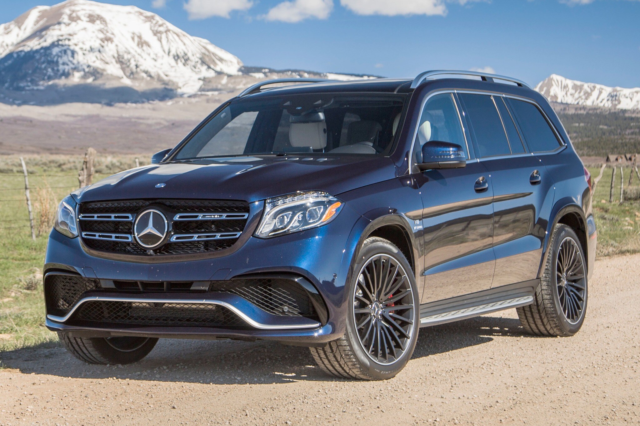 2017 mercedes benz gls class 4dr suv gls550 4matic fq oem 6 2048
