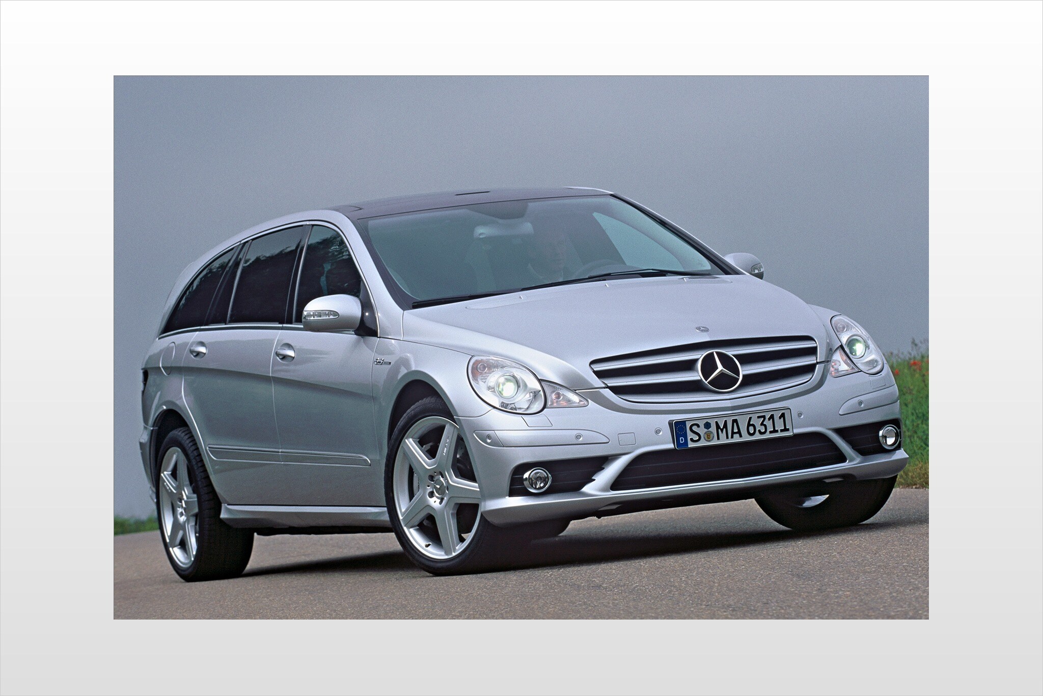 2007 mercedes benz r class wagon r63 amg fq oem 2 2048